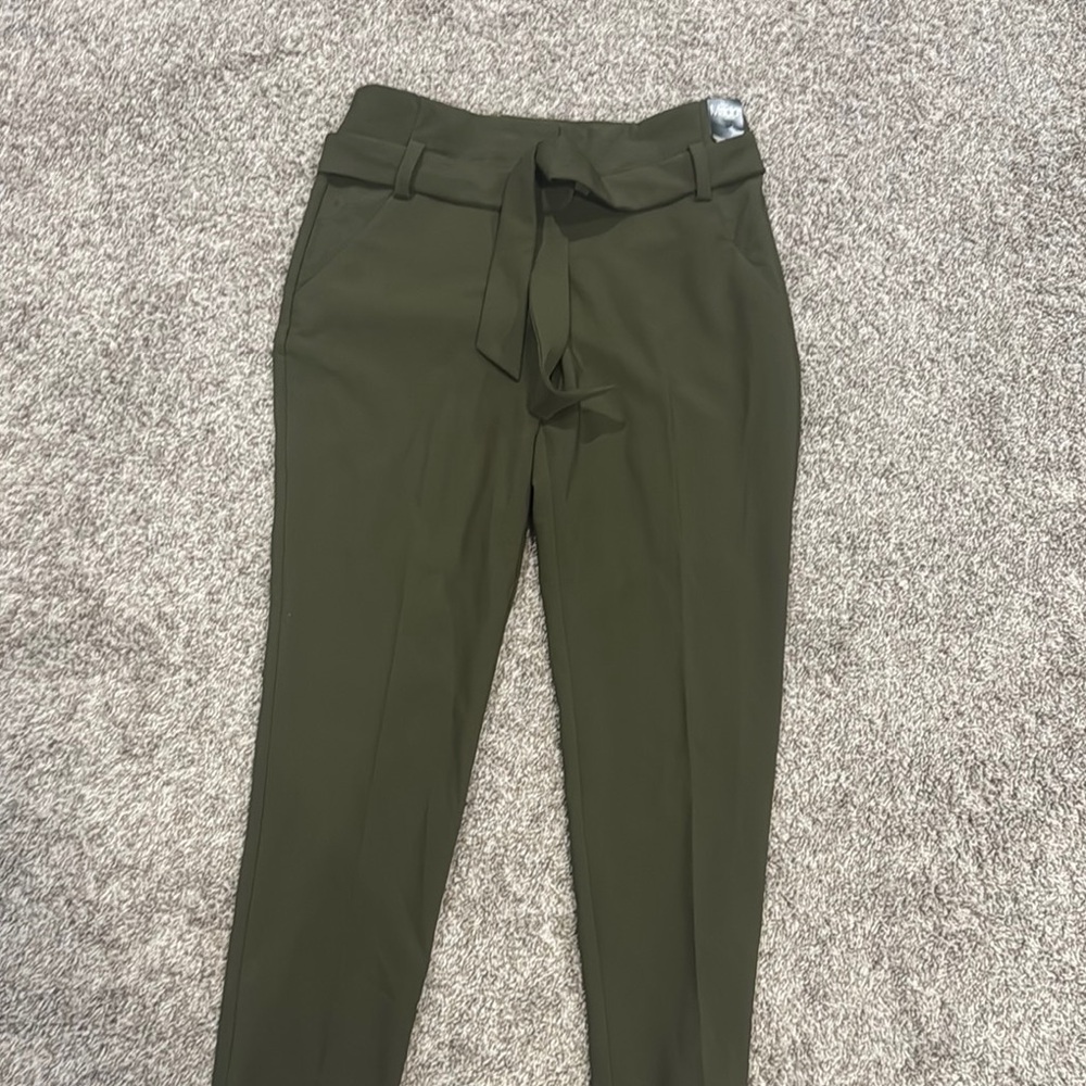 New York & Company Olive Belted Pants